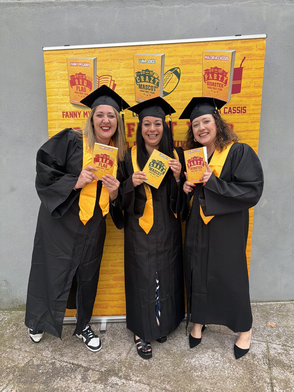 Trois autrices célèbrent